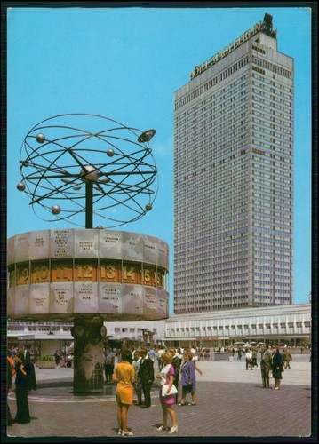 Berlin alexanderplatz - -,